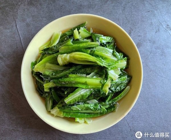 南方3口之家的晚餐，荤素搭配4道菜，好做又好吃，网友：口水直流