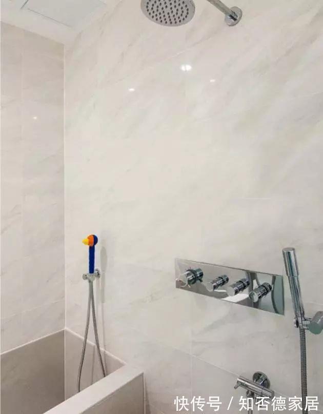 马桶|卫生间别瞎装!聪明人都装成“三分离”,真心太实用了!