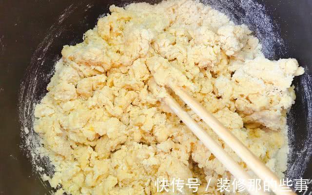 内胆|电饭锅烤面包，不用打发直接和面，口感蓬松细腻，比做蛋糕轻松