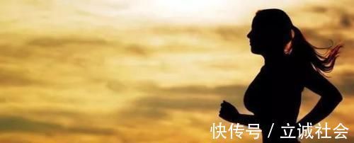 肝病|肝脏有问题的人，日常多吃此4物，能养肝护肝，或远离肝病