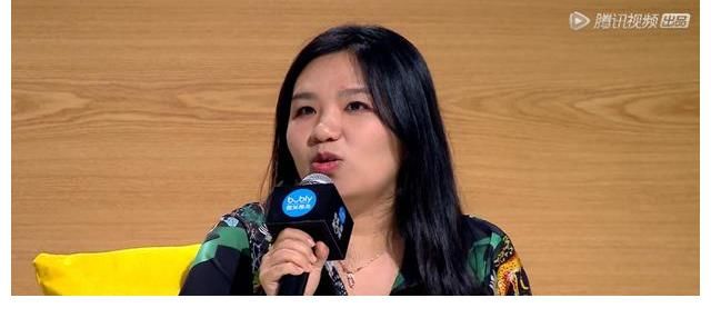 《导演》首轮竞演结束！2人出局1人退赛，韩雪王文也晋级备受争议