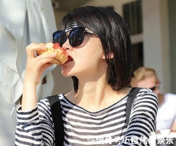 明星 不扮嫩的减龄秘密,都藏在发型里了,这些中年女明星早就知道