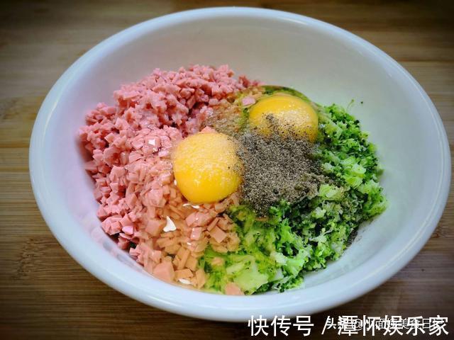 鲜香|秋天,我常用这菜做早餐饼,5分钟出锅,鲜香软嫩,儿子最爱吃