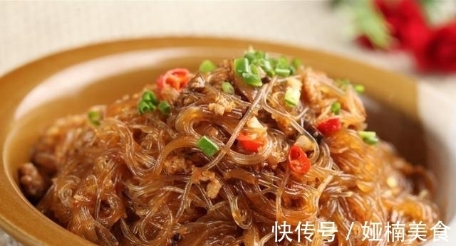 炒粉丝时，别焯水后就炒！加上这这1步，粉丝就不会粘锅了