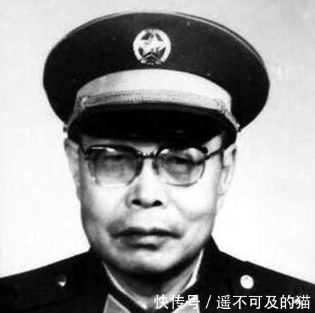 大难|他14岁跟随首长,当师长时遇大难,被老首长下令相救,如今97岁