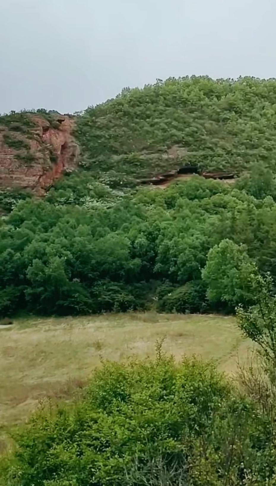 特别|七彩丹霞火石寨风景区，拥有丹霞地貌