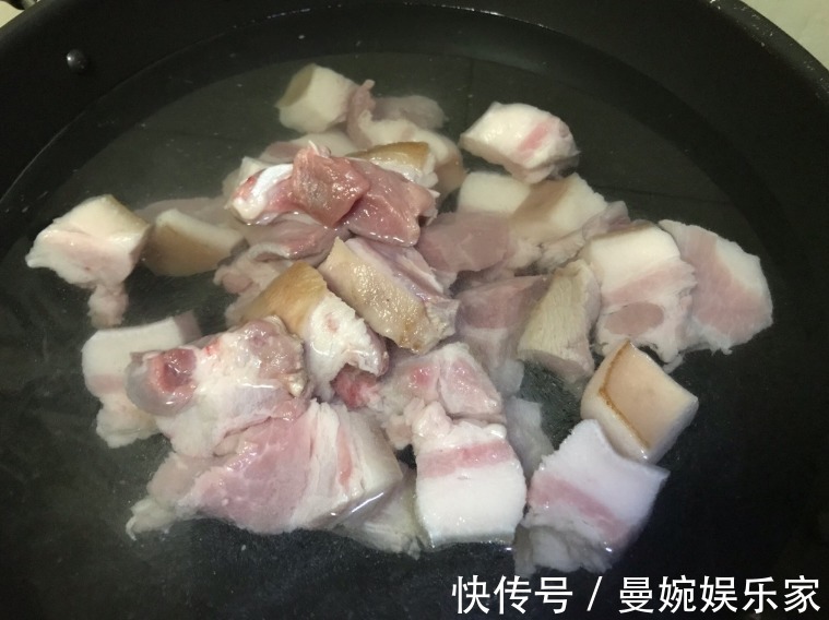 红烧肉|做红烧肉，不要放这种料！很多人爱放，难怪肉又老又柴，腥味也大