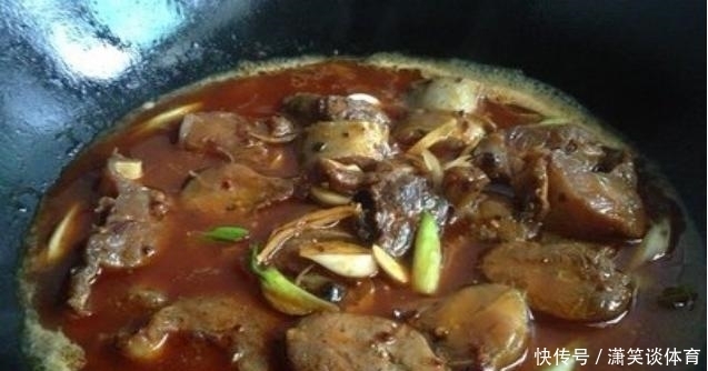 烹饪|鳕鱼这种做法,既入味又美味,适合冬季烹饪,暖心暖胃,营养加倍