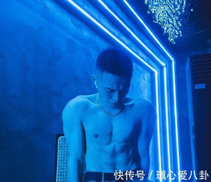 痞子|长春大学旅游学院肌肉学霸，肌肉漂亮帅气，痞子味儿十足！