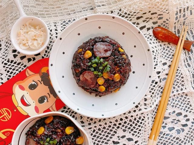 腊八遇上大寒来锅腊八饭，做法简单，有米有菜有肉荤素搭配更营养