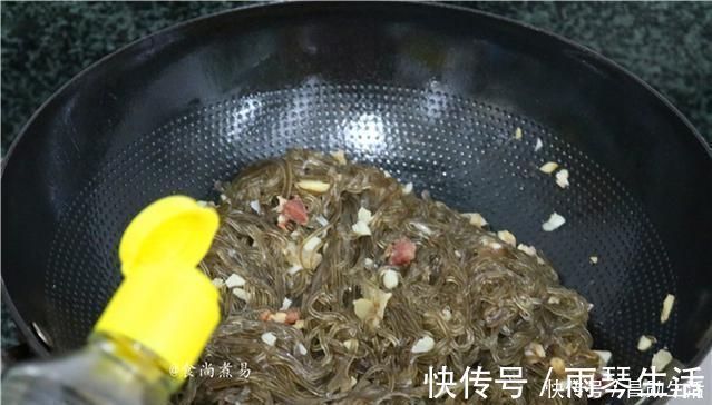 粉条|这道菜可以代替主食，香滑筋道灵活搭配，家人隔三差五就喊馋