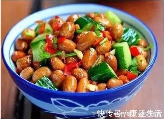 快过年了，来上几道开胃的下酒菜，荤素搭配，爽口又开胃