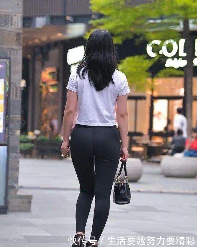 打底裤 超时髦的打底裤穿搭，个性靓丽又显身材，真佩服她！