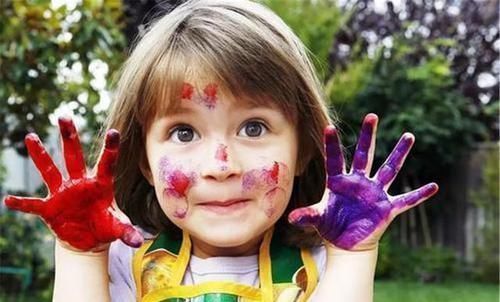 新东西|从小有3个特征的孩子,智商一般不低,若娃全中,家长该偷笑了