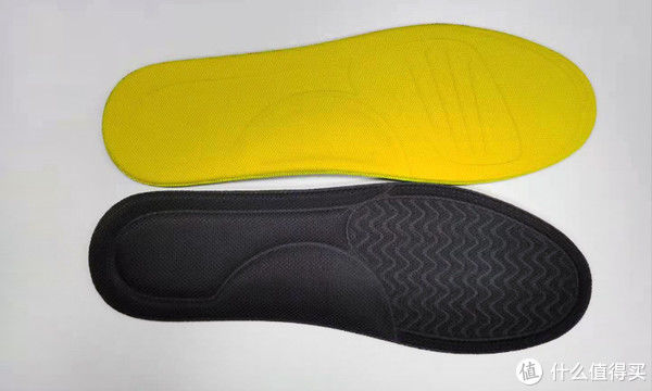 脚感|夏季脚出汗有异味?勤换鞋垫避免尴尬!