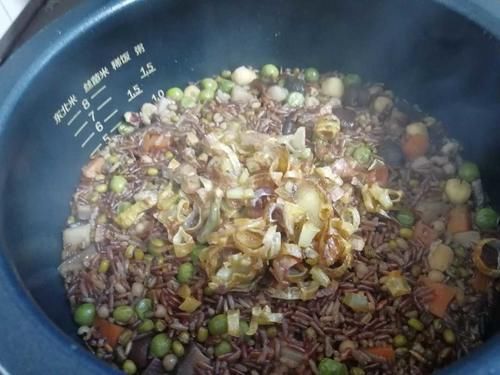  红米八宝饭，好吃的关键在浸泡，时间不同，味道才会好
