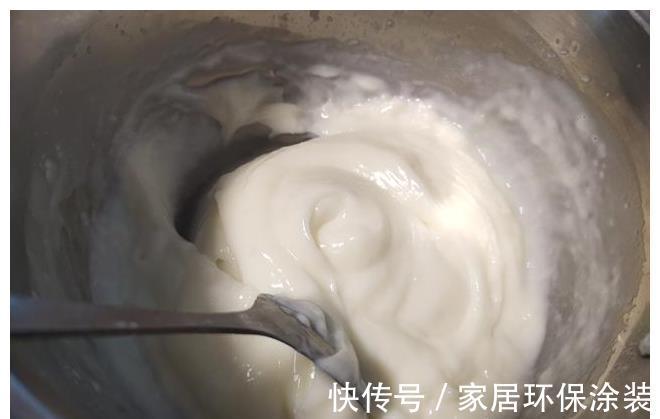 牛奶|家里牛奶喝不完，换个新做法，外酥里嫩奶香浓郁，孩子特别喜欢吃