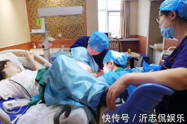 分娩|产妇刚刚顺产结束,在产床上说自己“想上厕所”,医生准备手术