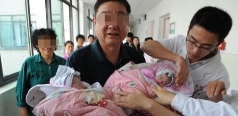 子女|“弟弟我养,那我儿子谁养”,大女儿绝望质问,却被父母无情嘲讽