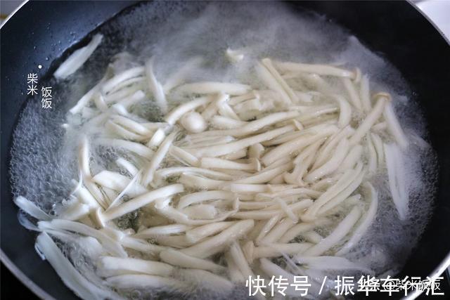 白玉菇|夏季喝汤，这3种食材是绝配，清热解暑营养丰富，我家常做