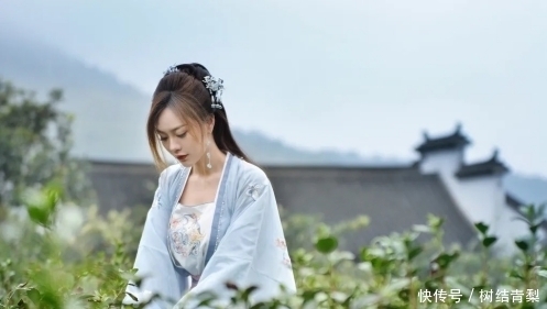 单曲|艺宝宝首登上MOMOTV献唱个人单曲,透露已完成陌陌年度盛典彩排