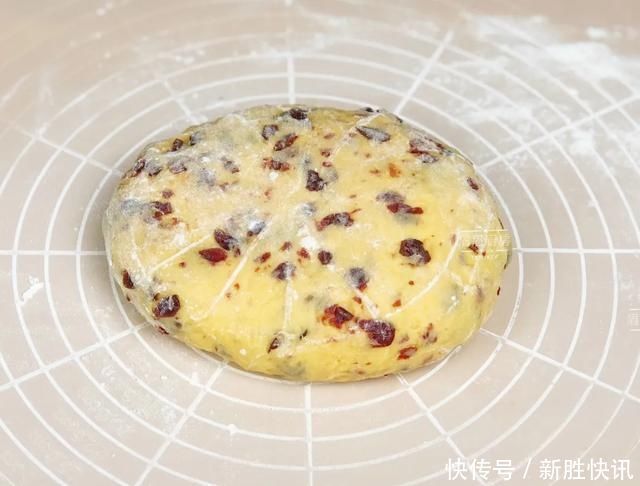 美容|一碗面粉，几个鸡蛋，蒸一蒸就出锅，美容抗衰老，比蛋糕还美味
