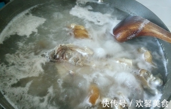 腊猪脚|白萝卜吃了几十年,如此搭配第一次,盐都不用,一出锅就招疯抢!