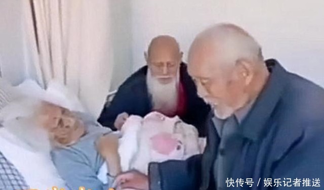 那刻|102岁双胞胎奔赴118母亲火了，儿子落泪的那刻，网友扎心