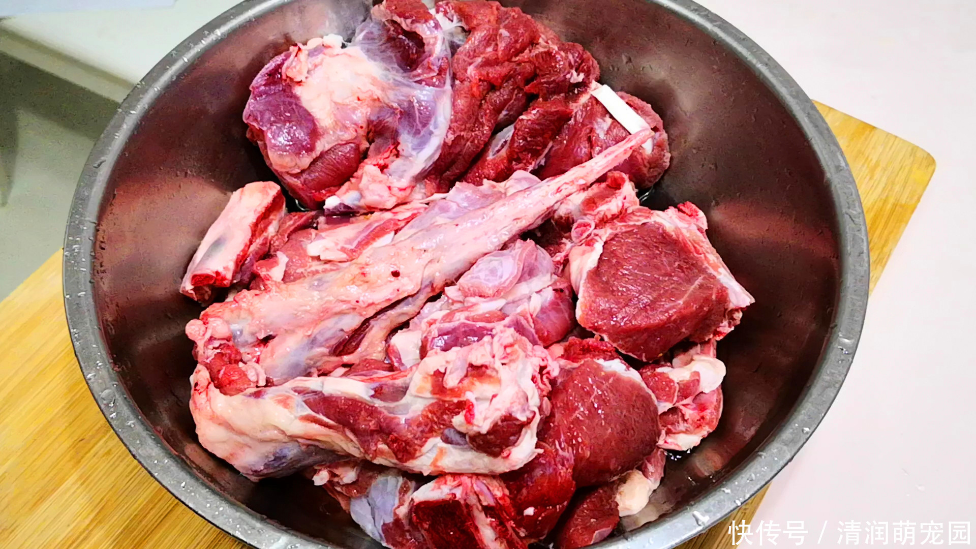 鲜美|炖羊肉汤,不要焯水也不要直接炖,教你正确做法,鲜美不膻也不柴