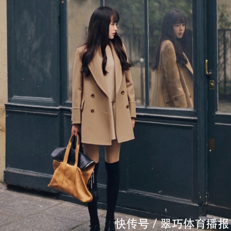 小肚腩 今主流一种搭配:呢大衣+裸靴,建议32-46岁女人初二拜年穿