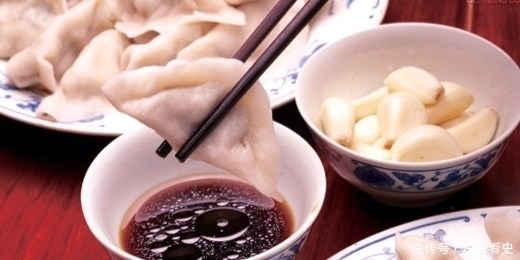 比配|鸡蛋加它一起做成饺子馅，比配韭菜不知道香多少！清香四溢还不试