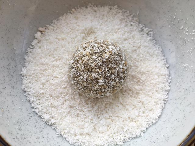 小姐姐|穷人的“阿胶”,每周坚持吃2次,补气血脸色好,50岁都不显老