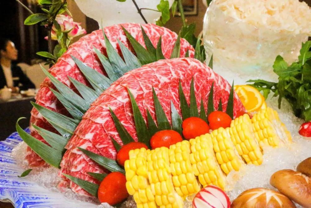  餐桌|12月8日，金龙玉凤这场餐桌盛宴让我大开眼界！