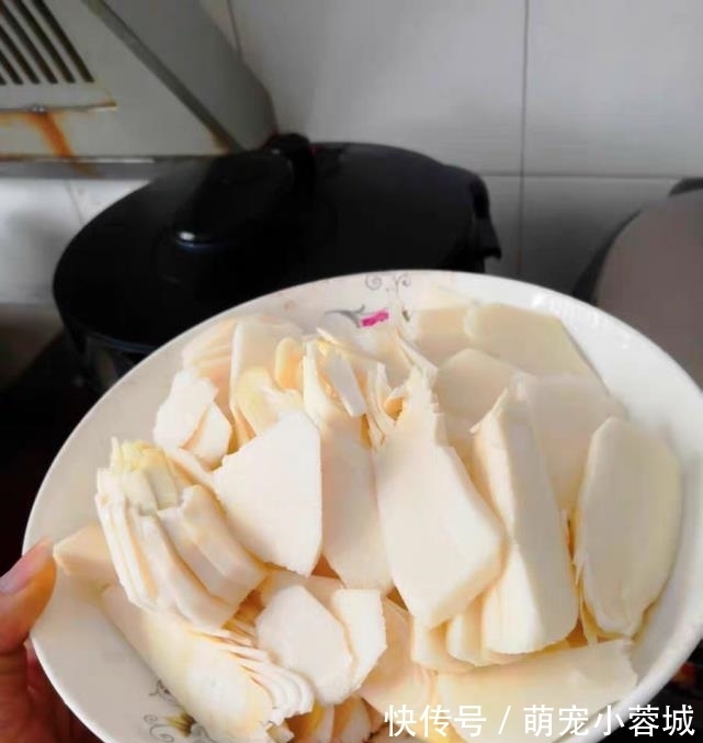 食物|入秋，最该吃的食物是它，称“刮油高手”，口臭没了，体重降下来