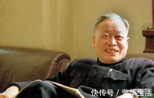 绰号|他被同学取绰号,父亲听后将绰号改为真名,今这名字家喻户晓