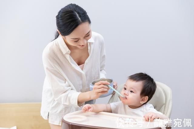 食物|孩子几时吃大人饭？妈妈：七个月奶奶给娃吃腊肉，觉得娃肥才营养