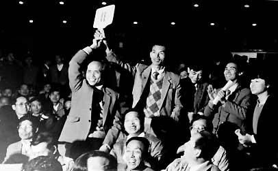 这个价|1987年，他一口价开出525万买下深圳8000平方土地建楼，如今怎样