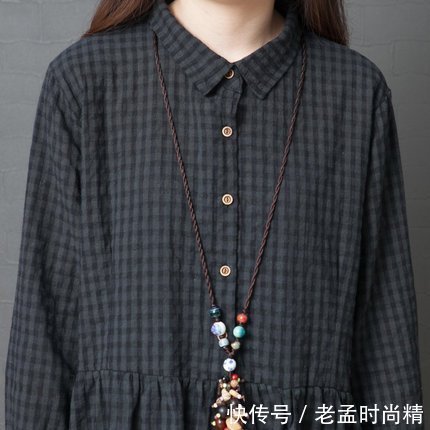 宽松 如果你比较胖,时冷时热的春季,建议穿麻棉大码装,显瘦且舒适