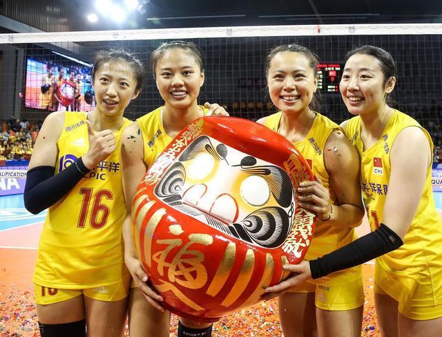 国家队|受关注!国际排联官网推出8队代表,看重中国女排最年轻奥运冠军