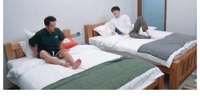 新一季《奔跑吧》為何逆襲？新導演不是決定因素，baby才是