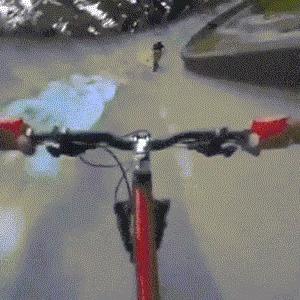 |搞笑GIF趣图第一次跟网友见面,感觉还是很不错的!