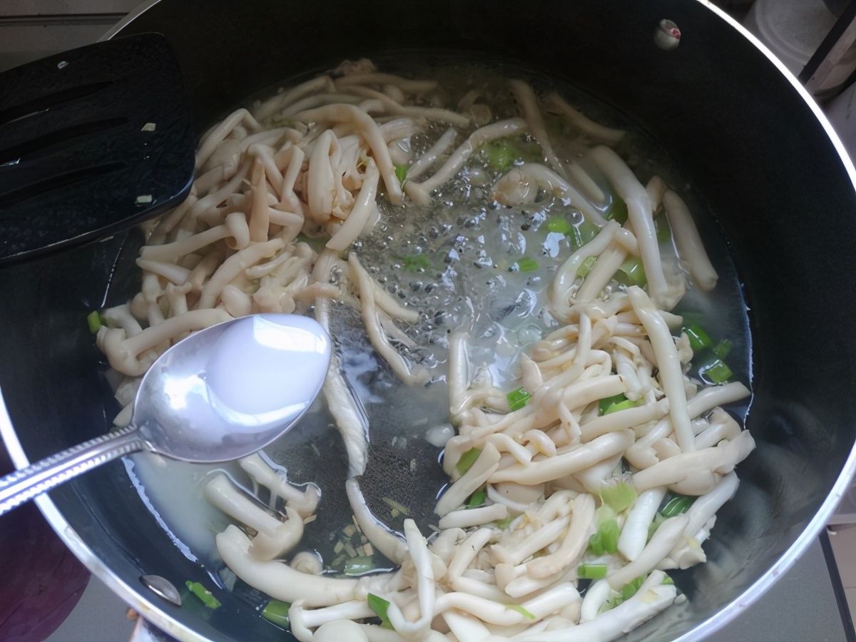 家中就算再不富裕，也要隔三差五吃一次它，增强免疫力，身体棒