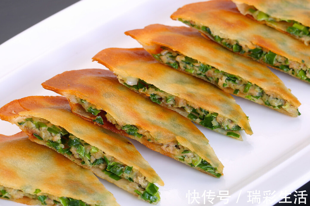 花椒油|调韭菜馅,直接拌馅是错的,多做1步,韭菜翠绿又鲜香,不会出水