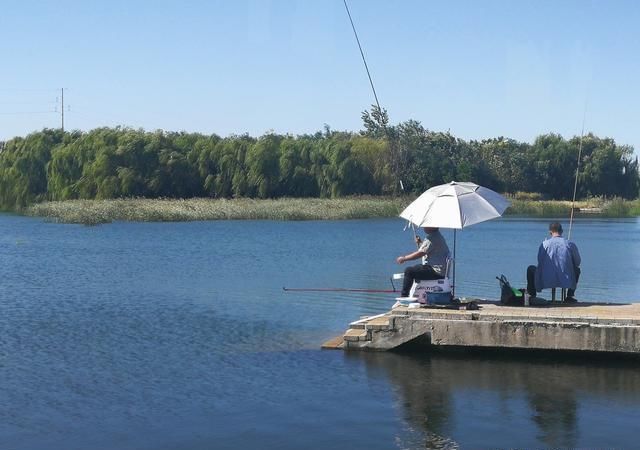 挂底|钓鱼挂底不可怕,用对方法是关键附挂底应对方法