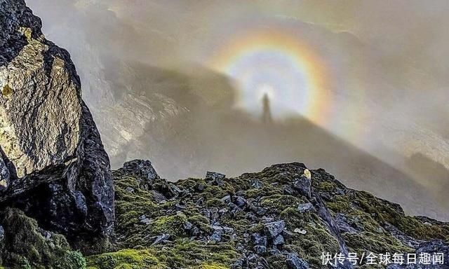 童年阴影 黑暗守望者:让加州徒步旅行者害怕300年的人形幽灵