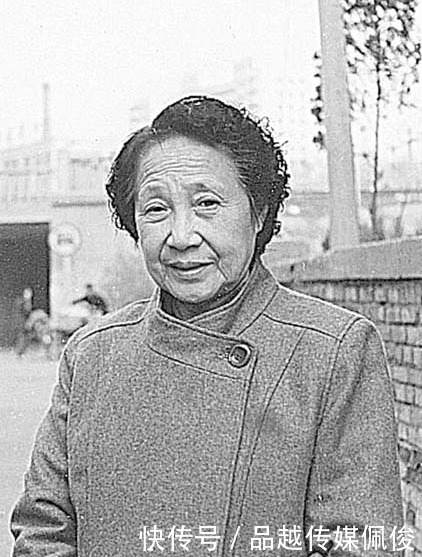 箴言|她是皇帝亲妹妹,一生奉献教育,04年才逝世,死前留8字箴言