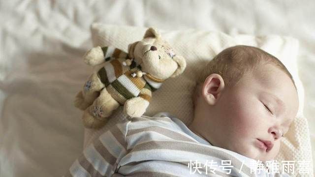 妈妈们|宝妈们一定要注意,1岁宝宝的这些小动作,可能表达着他的不舒服