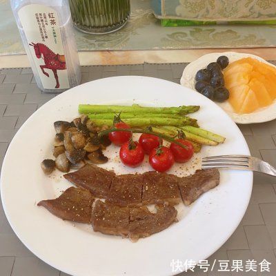牛小排|这样做牛排，比饭店里的还好吃