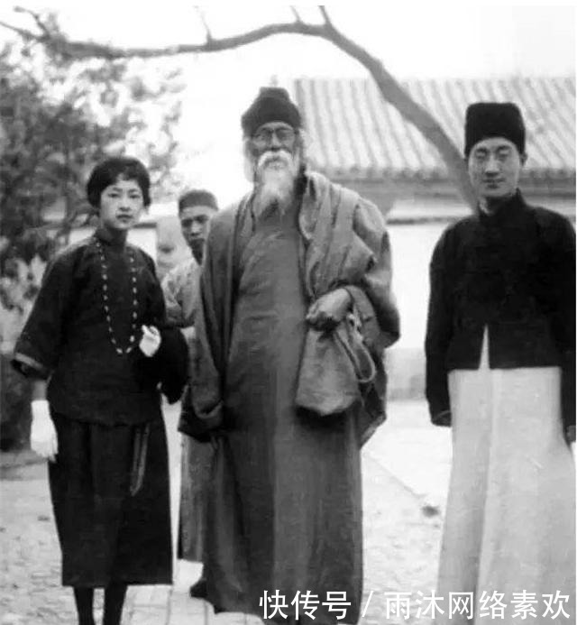 泰戈尔访华,徐志摩林徽因作陪,鲁迅却中途甩袖而去:一塌糊涂