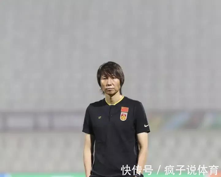 三连胜|国足客场挑战沙特,进攻端李铁需要改变思路,武磊或考虑打替补!